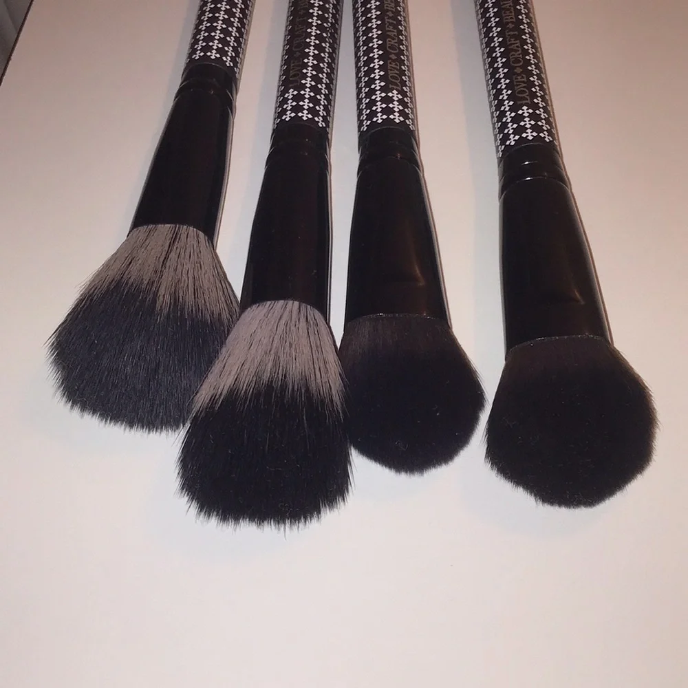 Love craft beauty brushes set of 4 NEW
